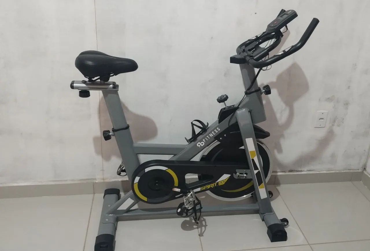 Bicicleta ergométrica Spinning Rb Fitness cinza 13kg 