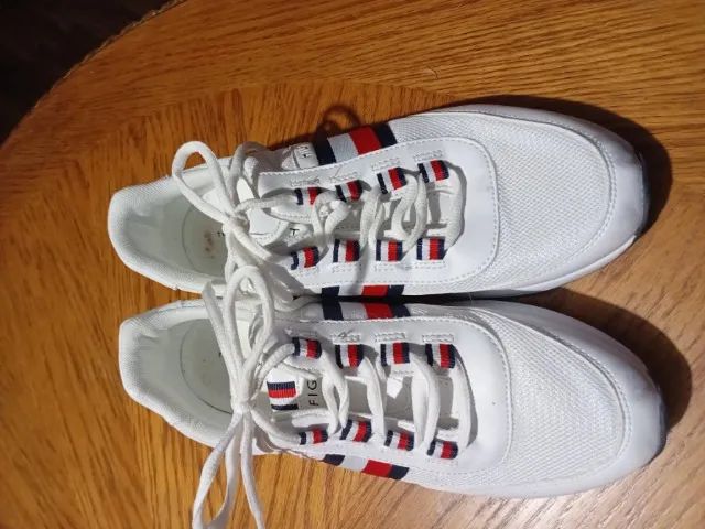 Tênis Tommy Hilfiger NOVO tam 39 - Foto 4