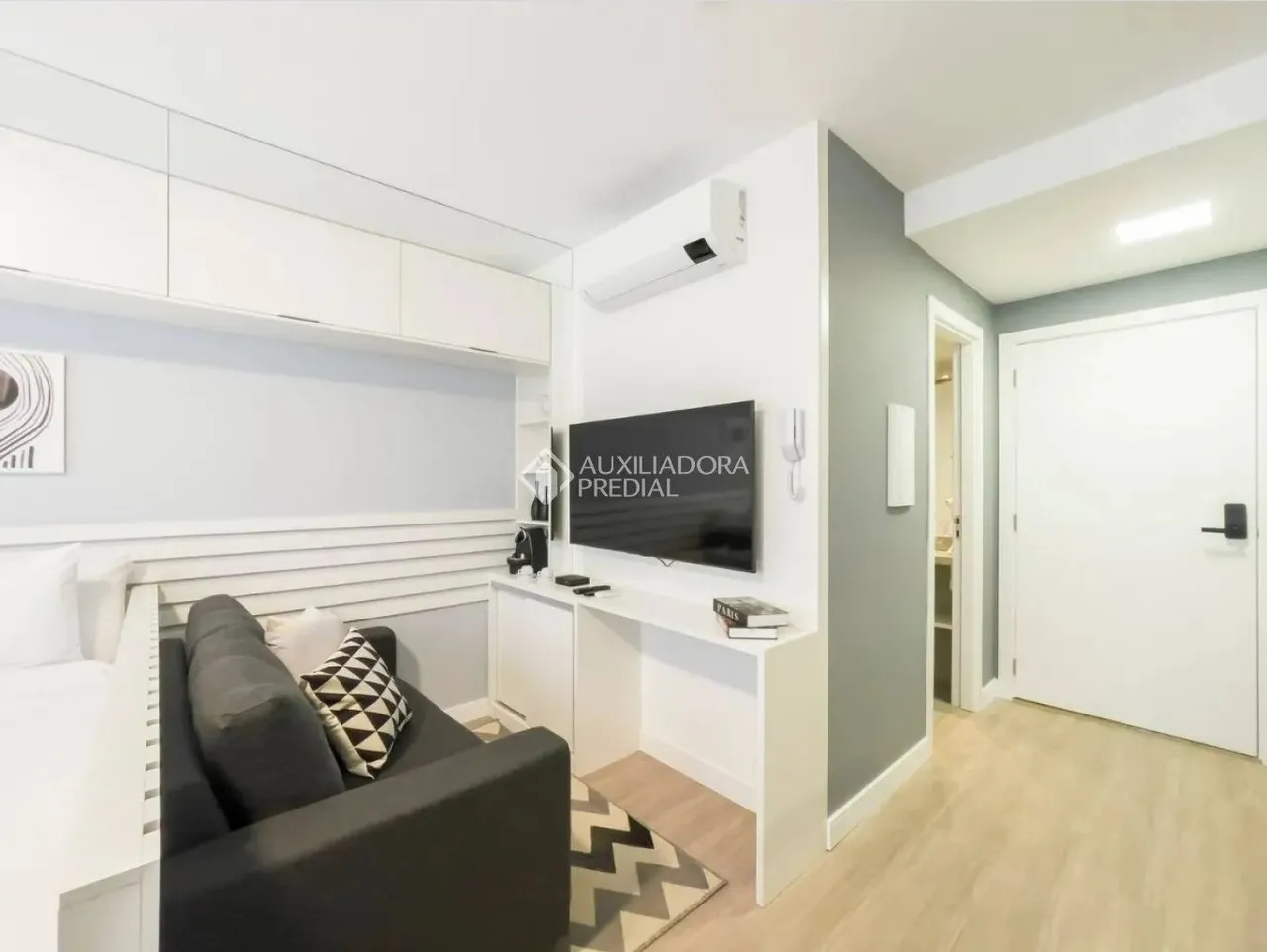 APARTAMENTO TIPO LOFT COMPLETO NO BAIRRO MONTSERRAT