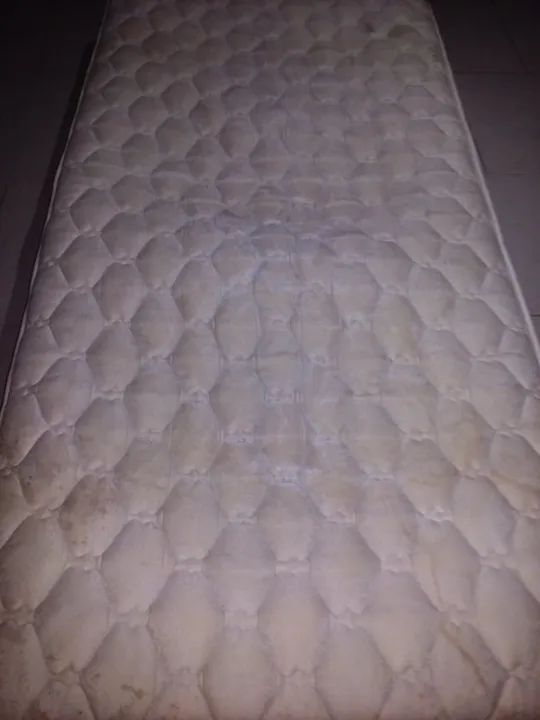 Colchão Solteiro King XL 203x97x26 Sealy Colchão Solteiro King XL 203x97x26 