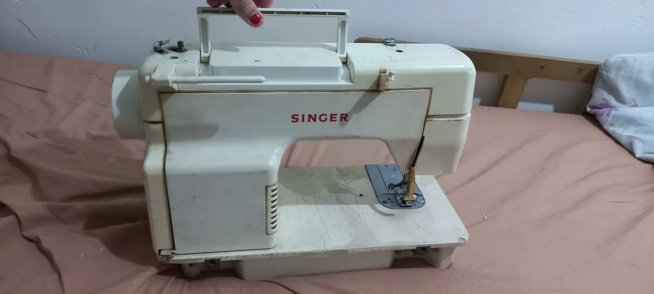 Máquina de costura singer - Foto 2