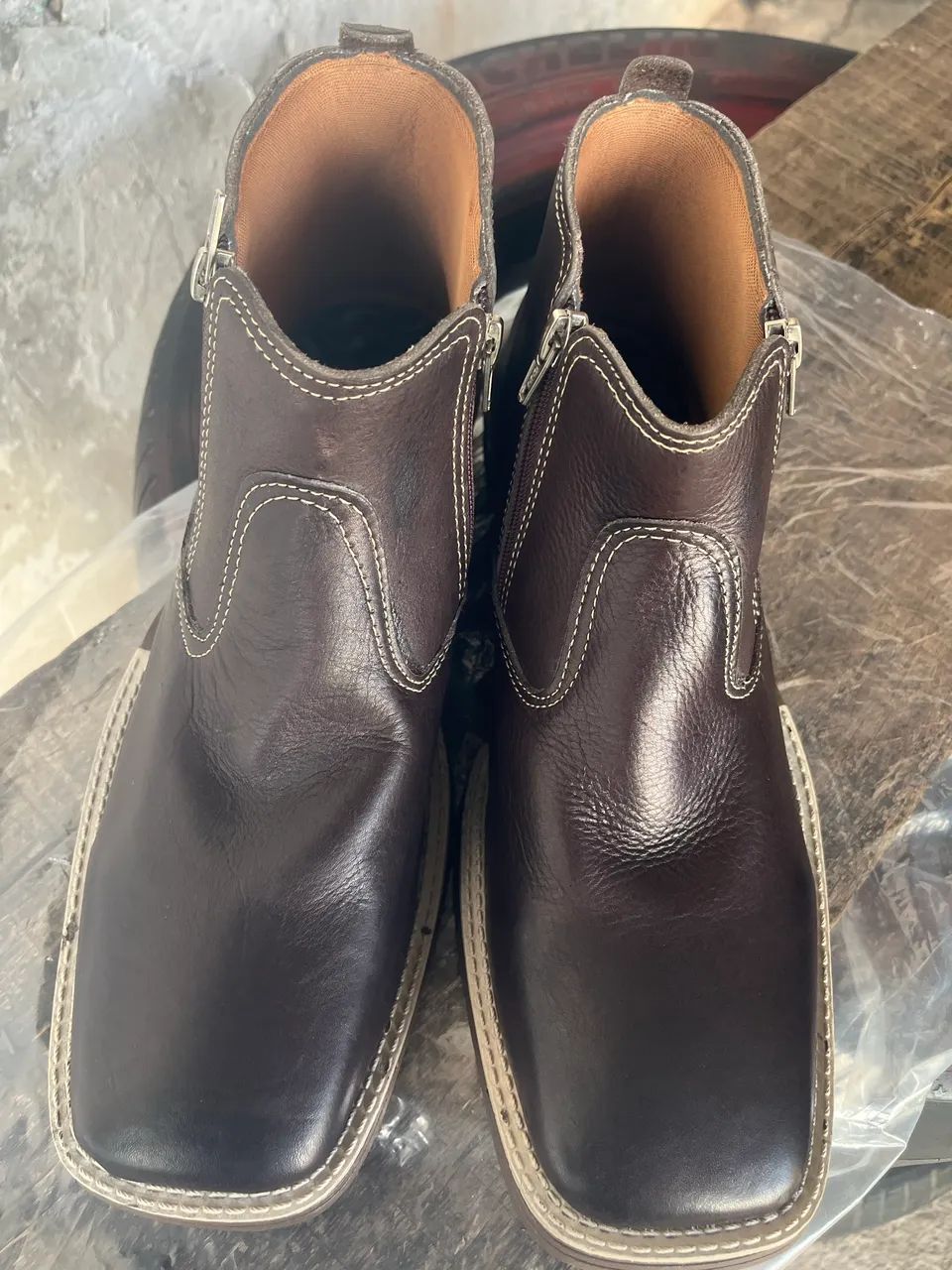 Botina de couro com zíper estilo texta (NOVA ) do 39 ao 43. - Foto 5