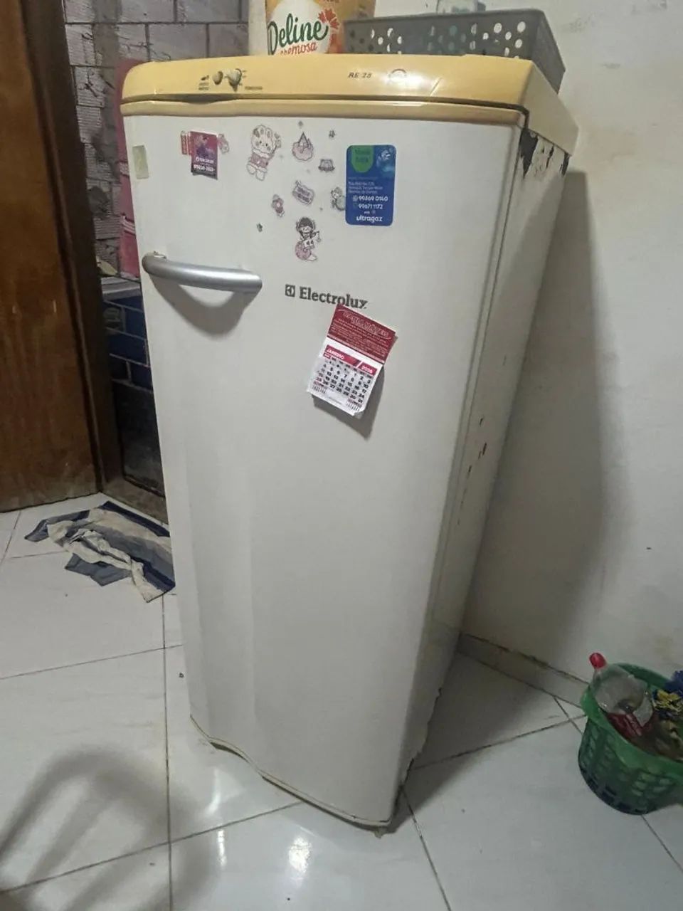 Vendo geladeira Eletrolux 