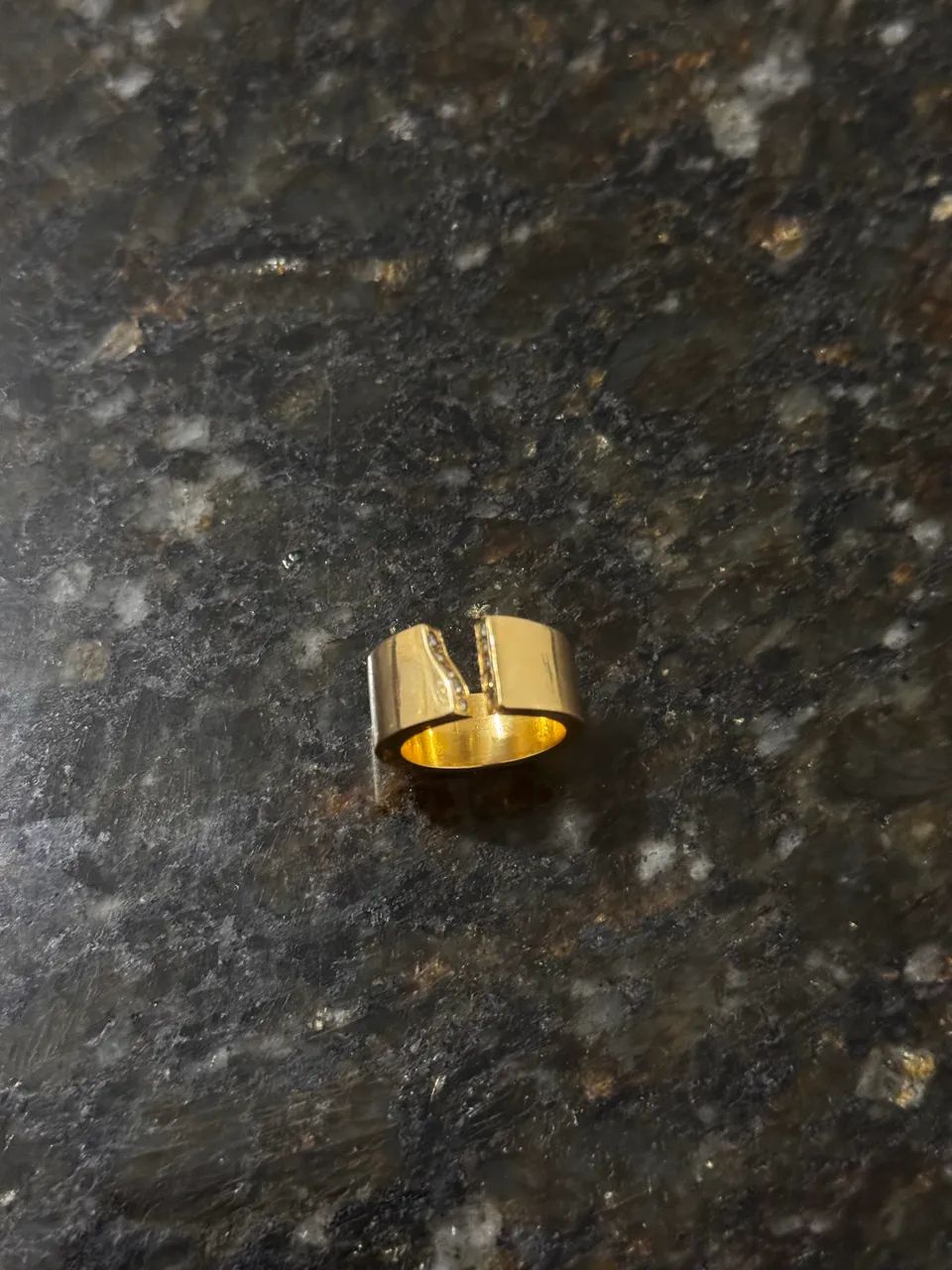 Lindo anel de ouro com diamante  - Foto 4