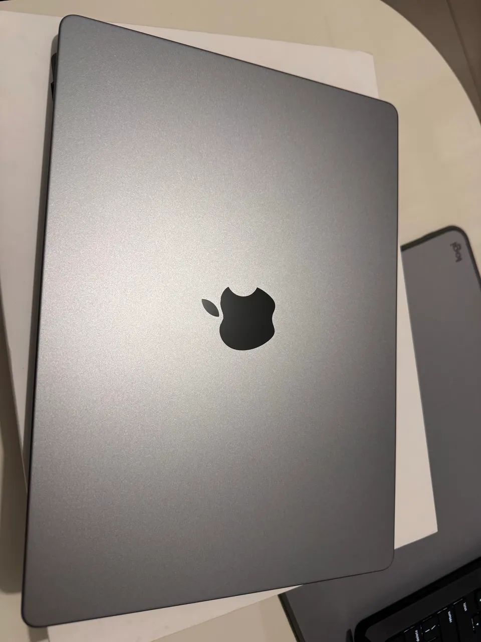 MacBook Pro 14