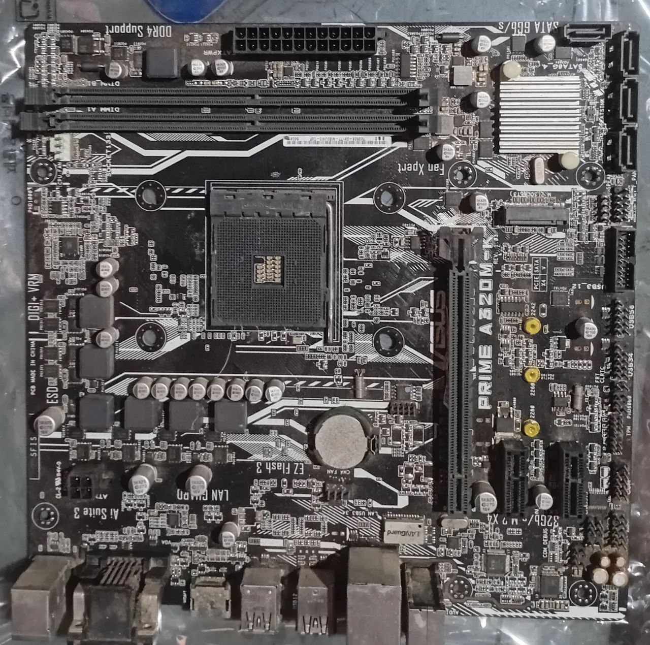 VENDO PLACA MÃE ASUS A320M-K USADA - Foto 2