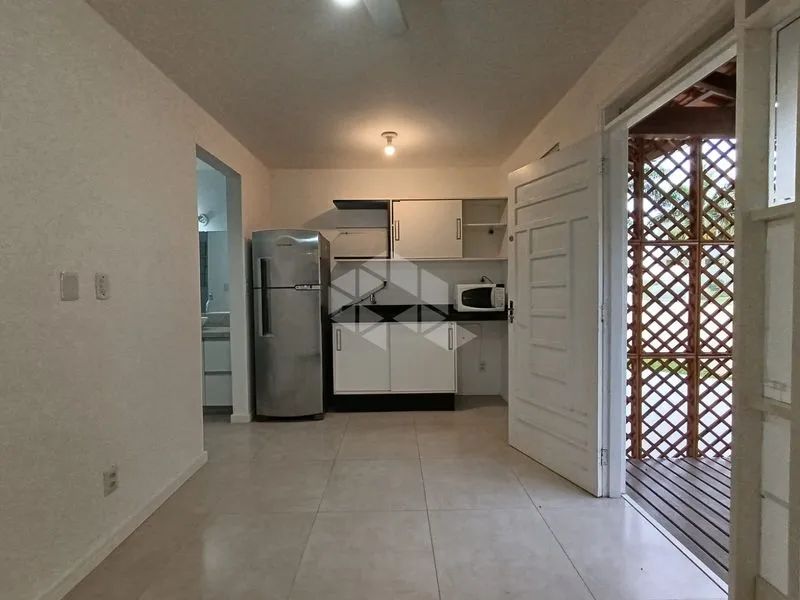 Casa mobiliada para alugar com 1 quarto e 40m² em Jurerê - Foto 3