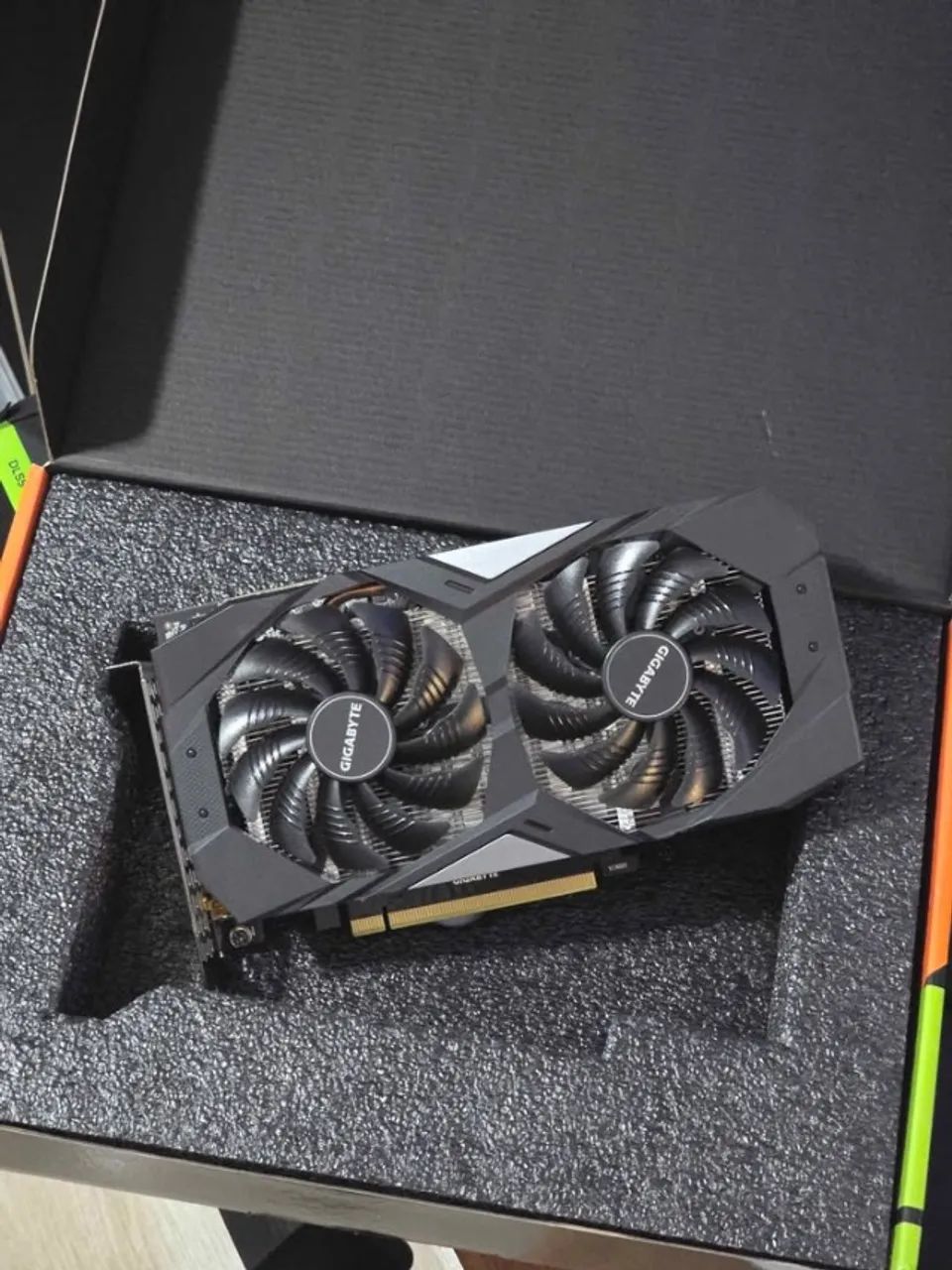 GTX 1660 SUPER 6GB VRAM - Foto 5