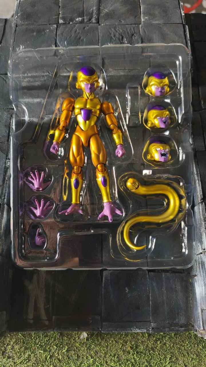 Sh Figuarts Bandai Golden Freeza - Foto 2