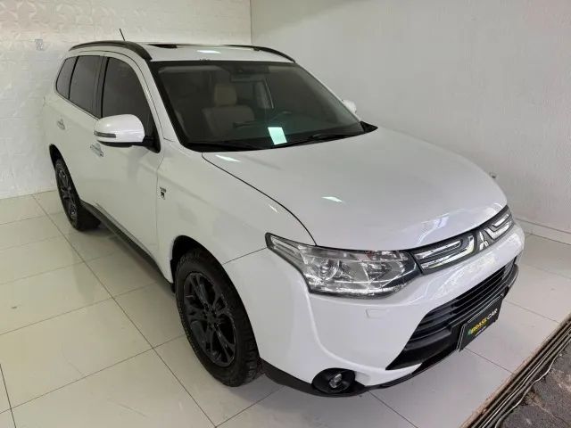 Mitsubishi Outlander 2014