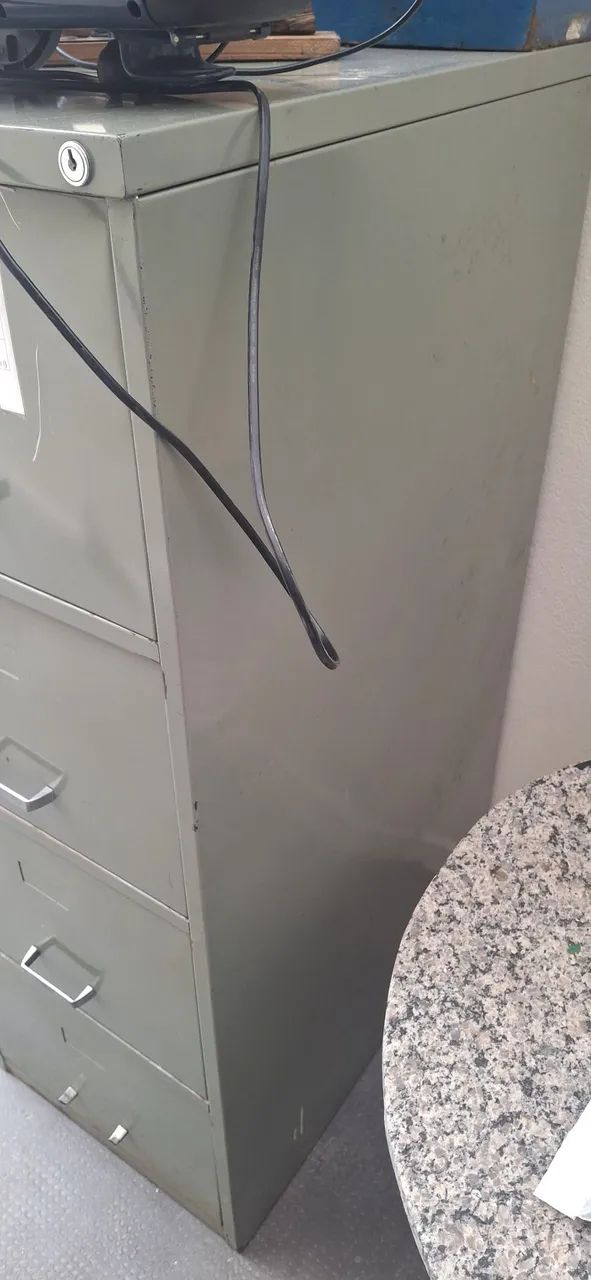 Arquivo de ferro om 4 gavetas - Foto 2