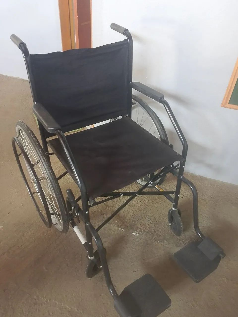 Cadeira de rodas 100kg - Foto 2
