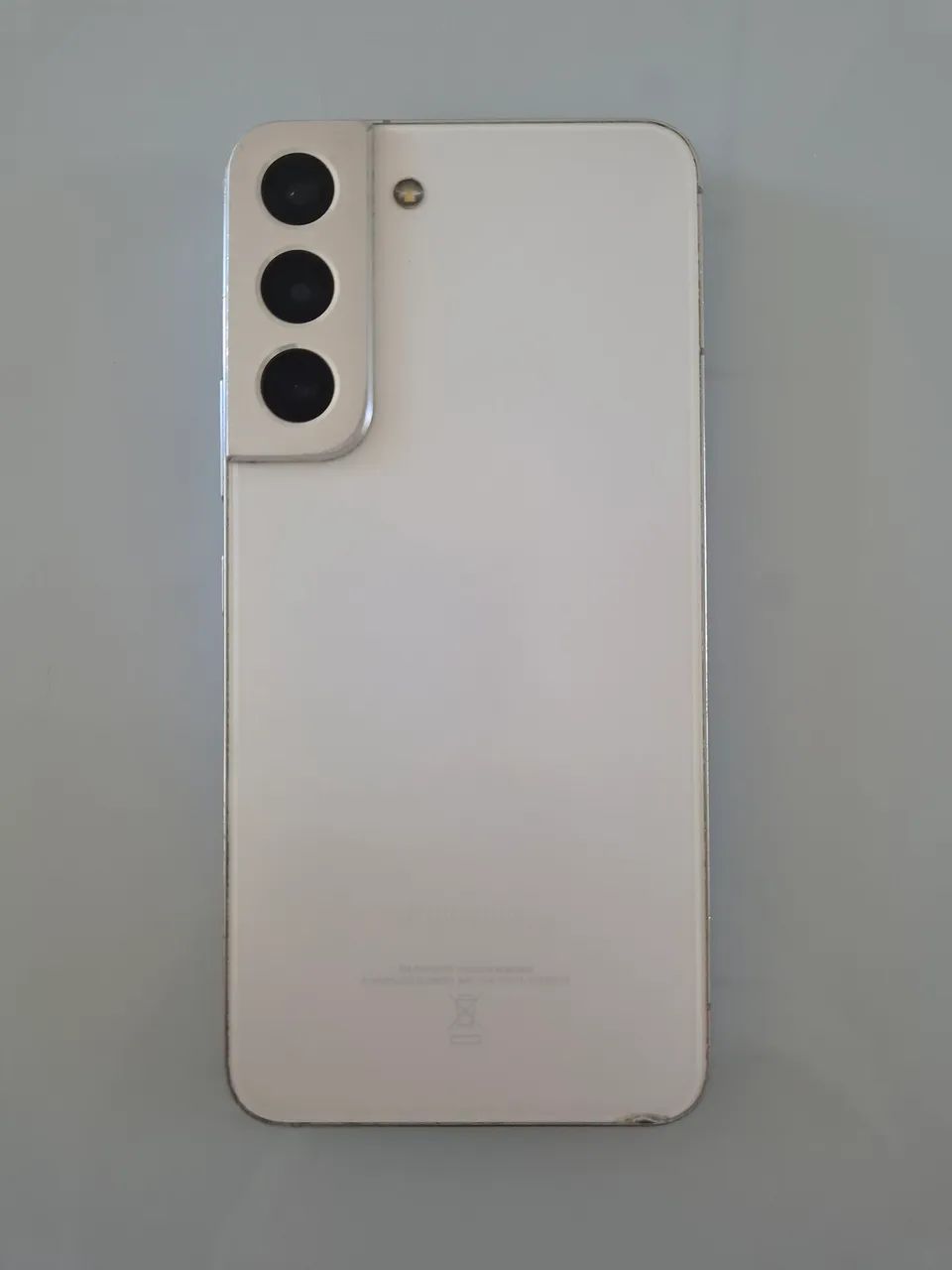 Samsung S22+ com defeito 