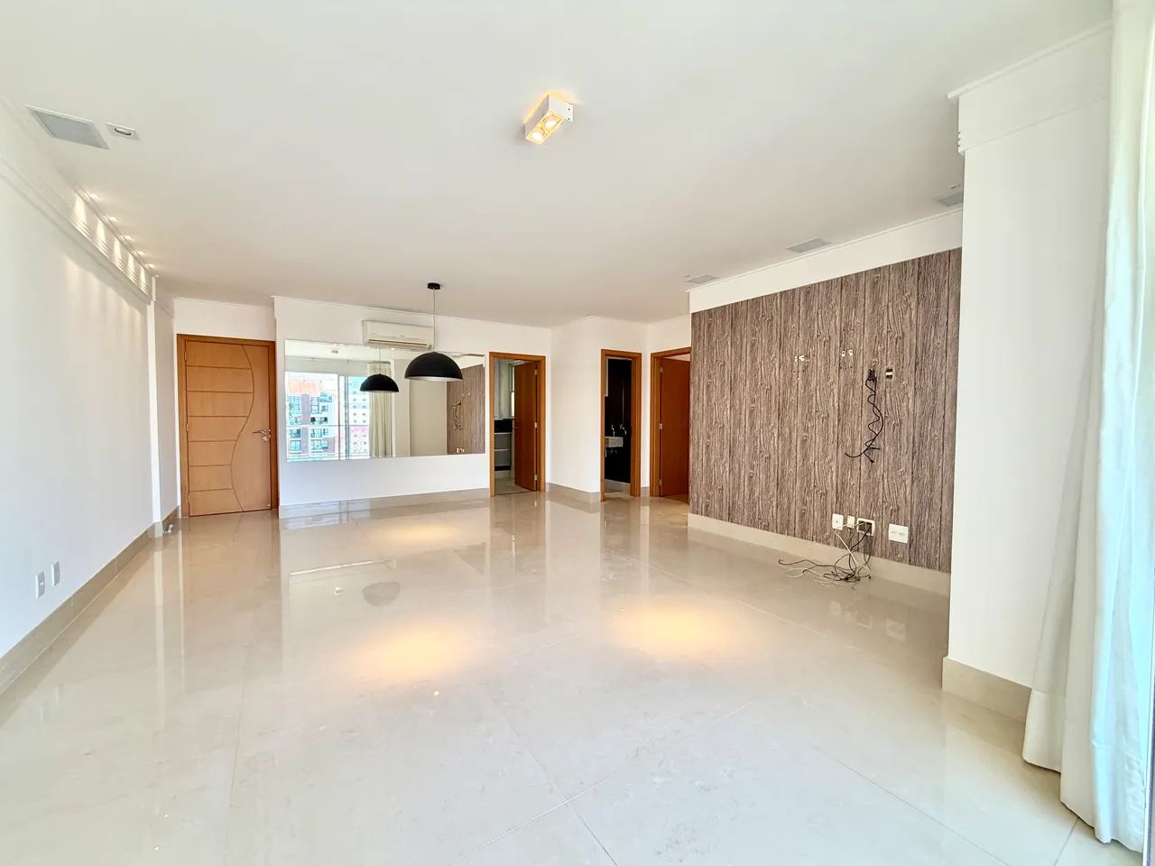 Apartamento para alugar com 2 quartos, 105 m² - Cambuí - Foto 2