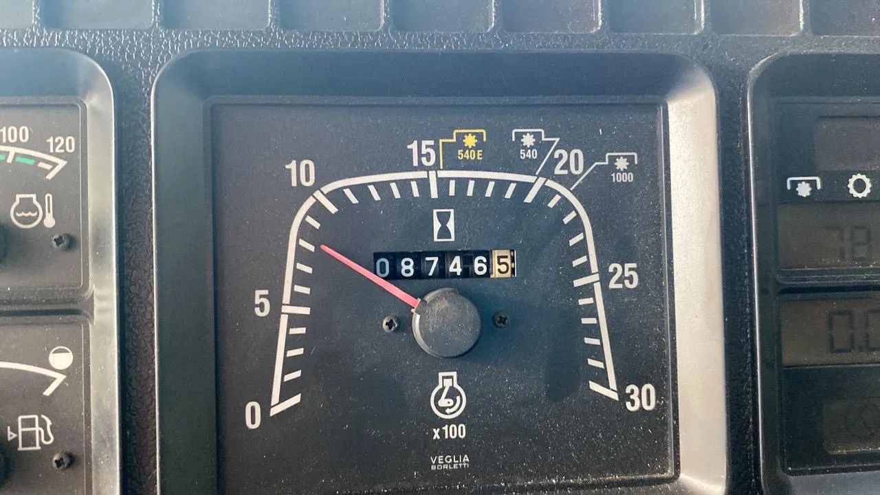 New holland TM 7010 - Foto 2