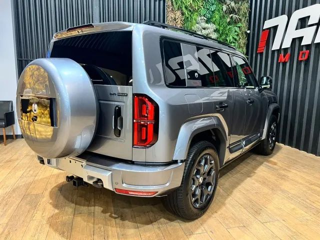 Denza B5 4WD, foto 6 de 12