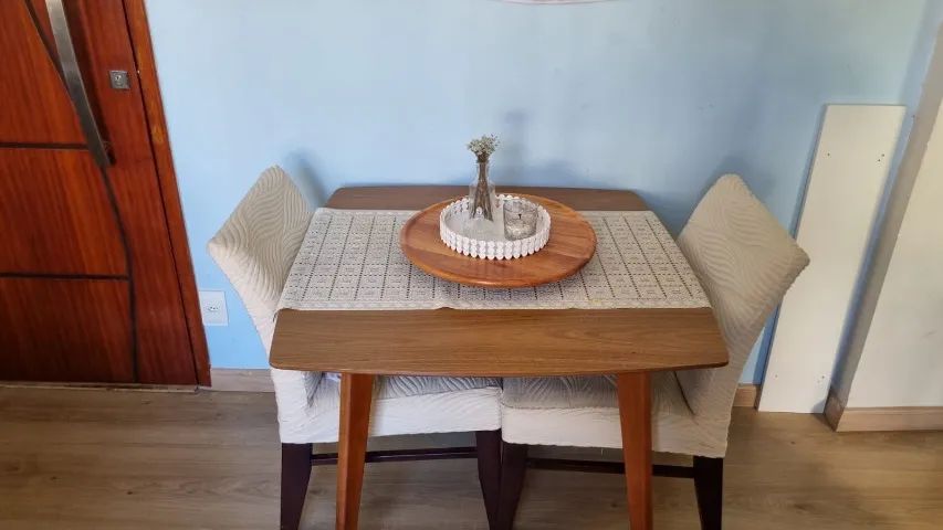 Mesa e 2 cadeiras - Foto 2