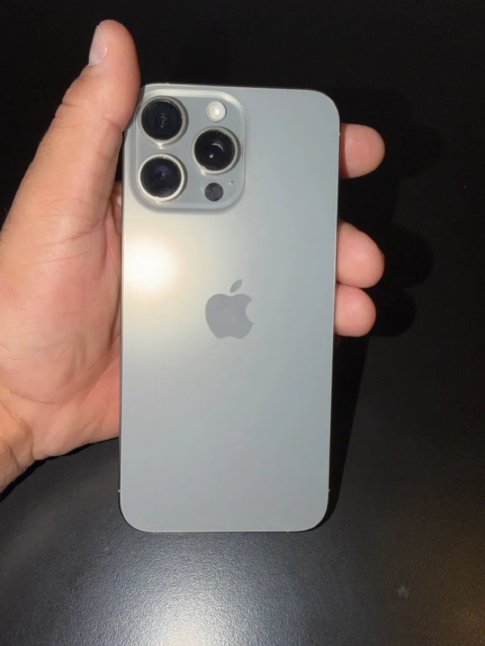 iPhone 15 Pro Max - Foto 2