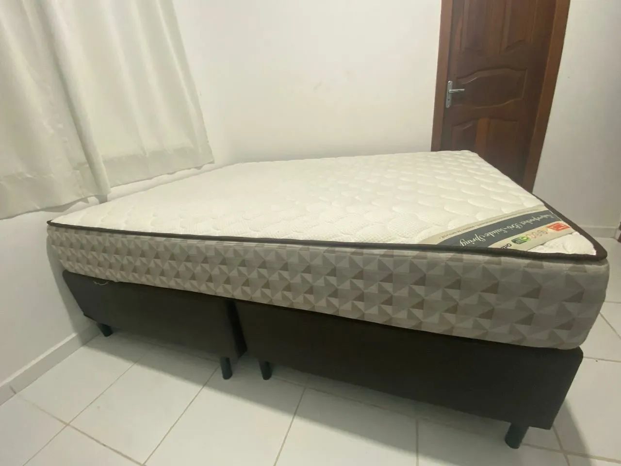 cama de casal64985856578177124