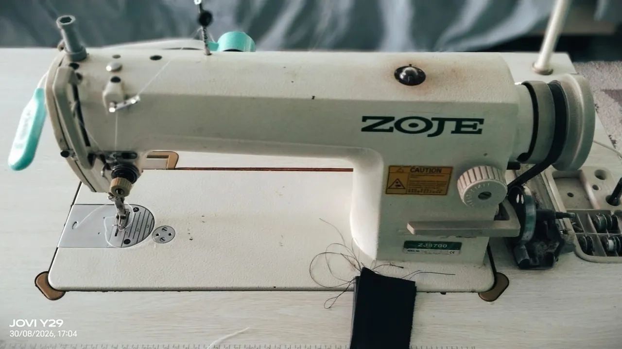Máquina de costura reta  - Foto 4