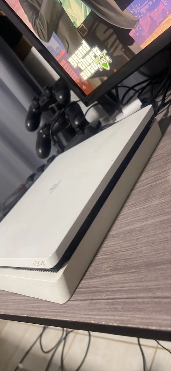 PS4 SLIM BRANCO