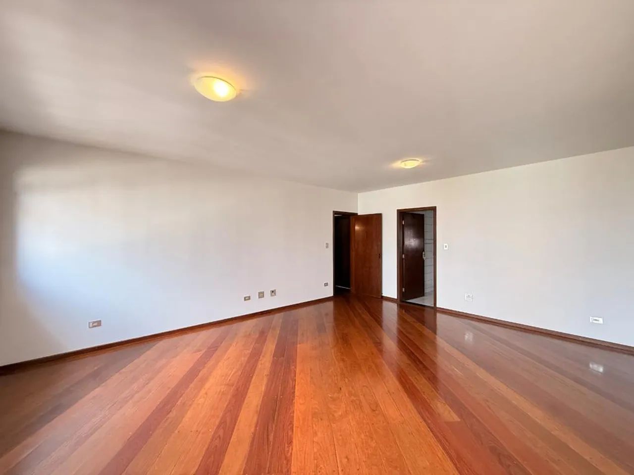 Apartamento para alugar em Maringá, Zona 07, com 3 quartos, com 115 m², Tayane - Foto 4
