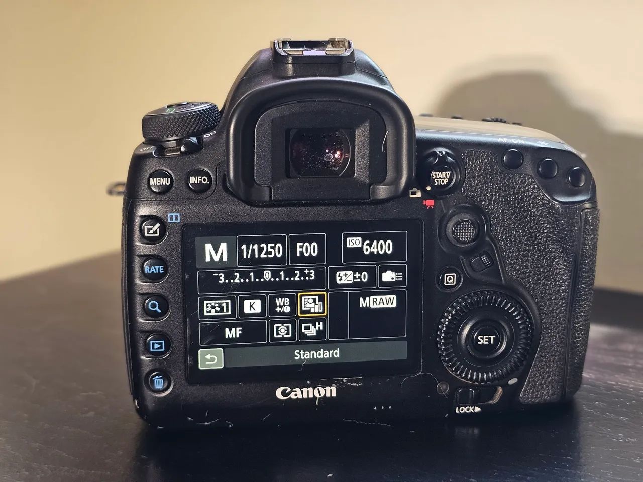 Canon 5D Mark 4 - Foto 2