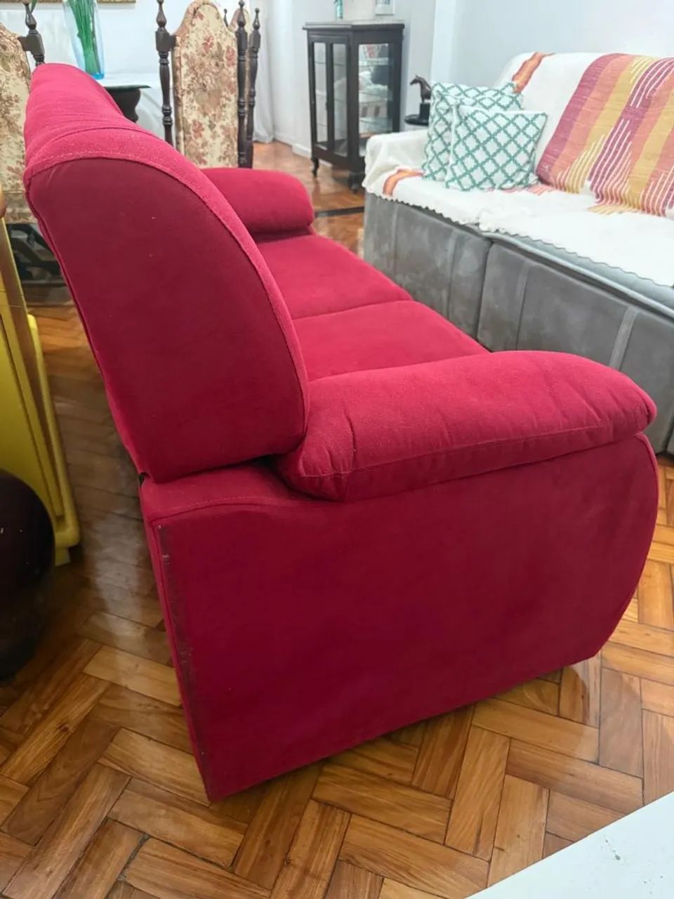 Vendo sofá em bom estado por 400.00 aceito ofertas  - Foto 2
