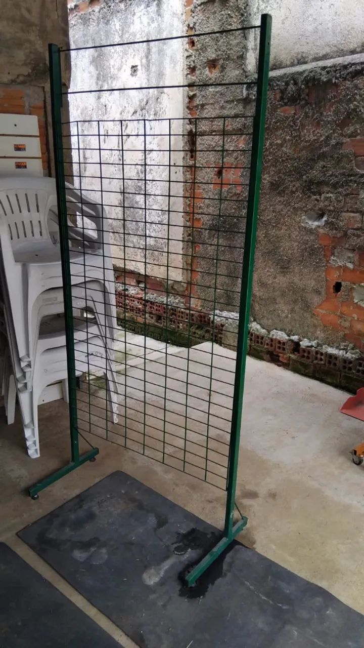 Painel aramado para loja