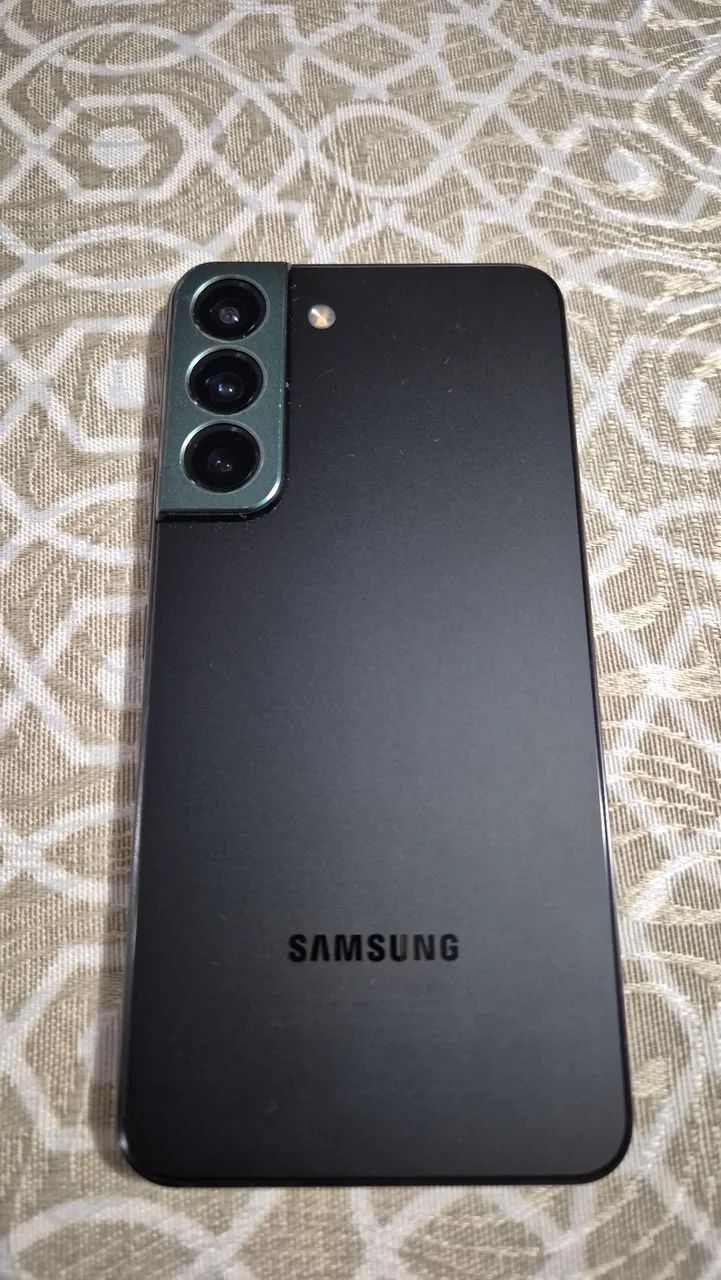 Samsung S22