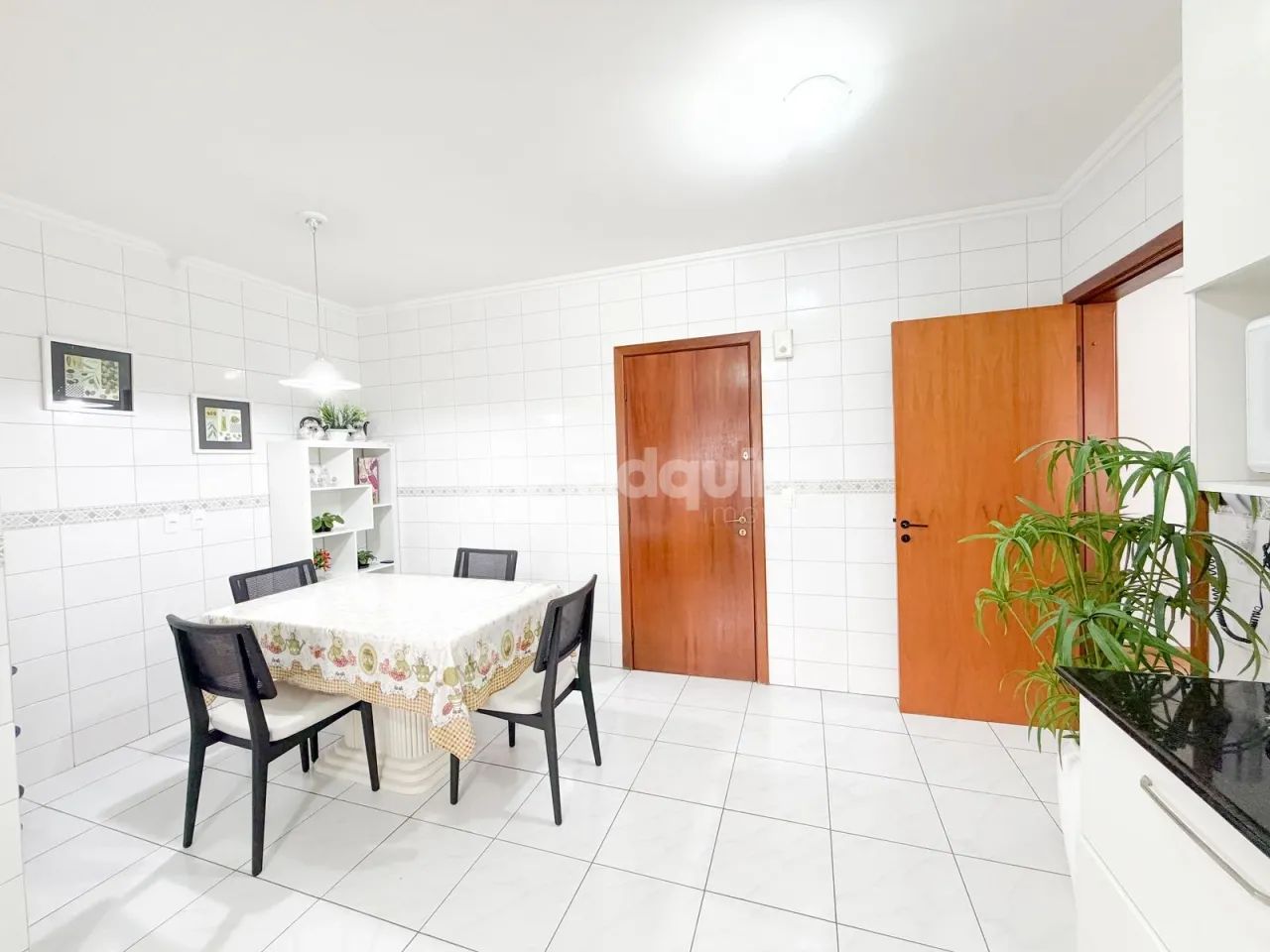 Apartamento Central , amplo e bem iluminado - Foto 5