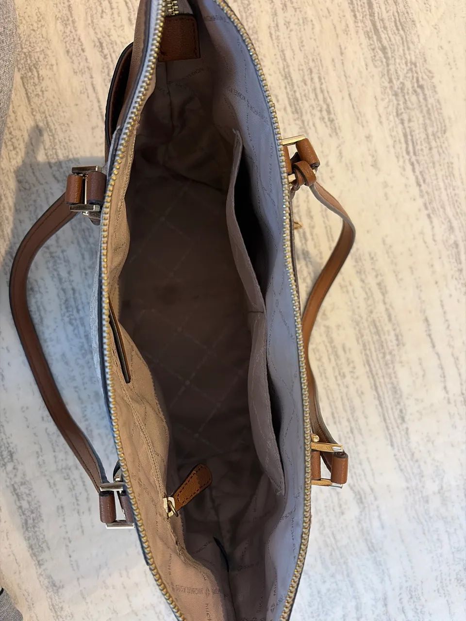 Bolsa Michael Kors Branca e Caramelo - Foto 4