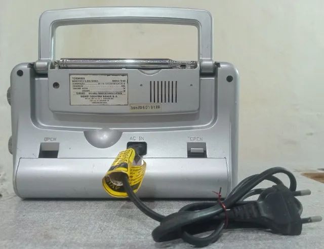 Radio Toshiba TR-446 Todo Funcionando - Aparelhos de Som - Centro