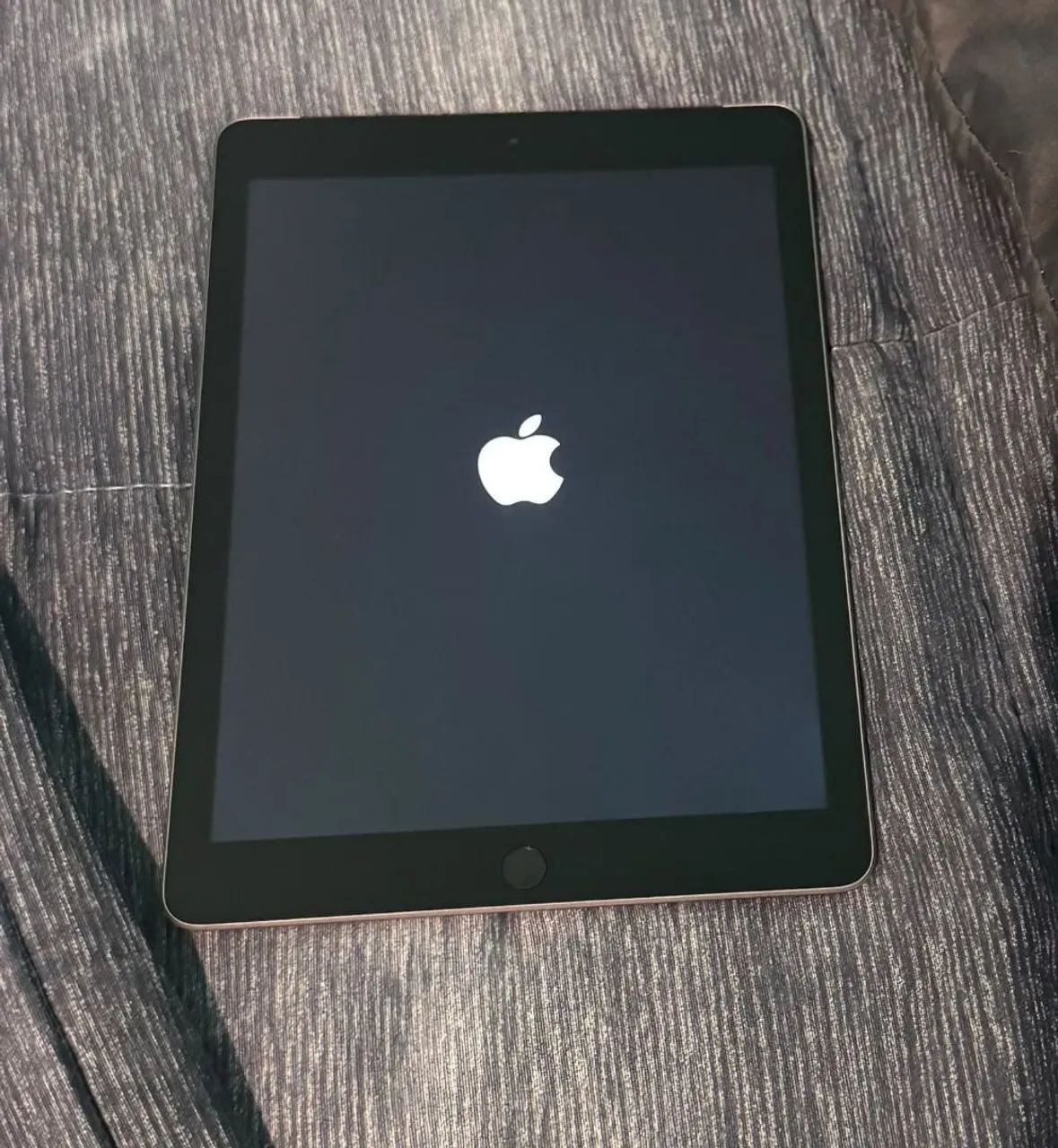Ipad de 6º geração Excelente - Foto 5