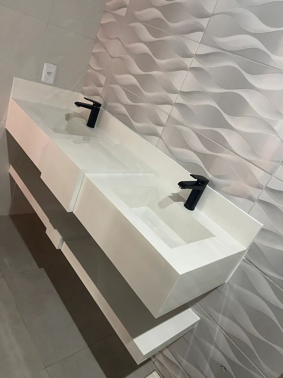 Pia em porcelanato - Foto 2