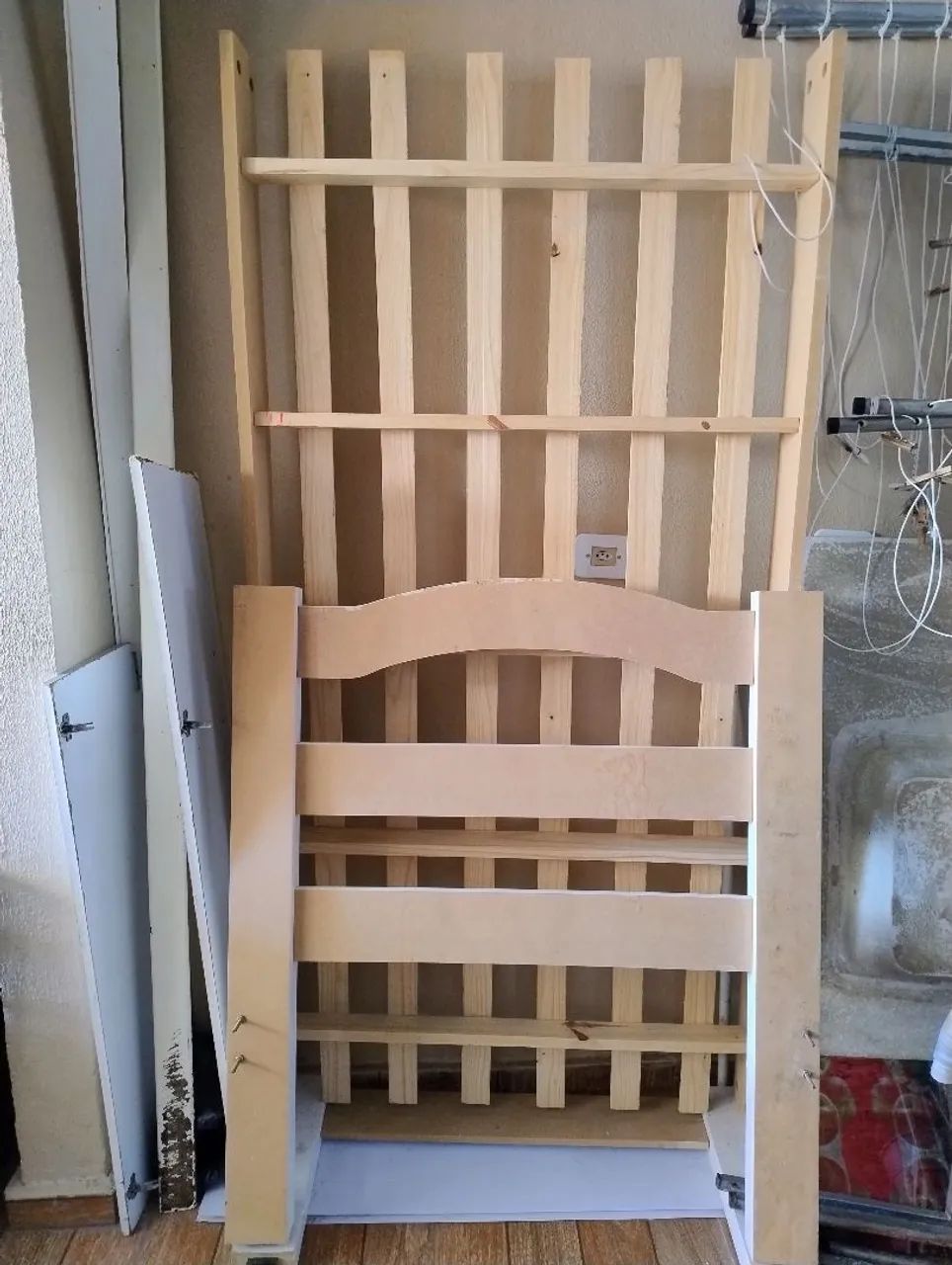 Vendo cama de solteiro