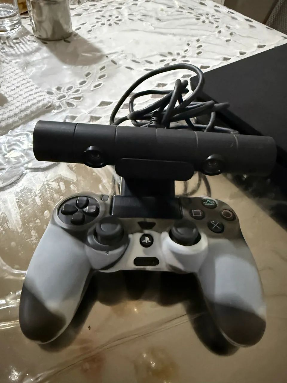 Playstation 4 slim ps4 com 2 jogos e Kinect novo - Foto 2
