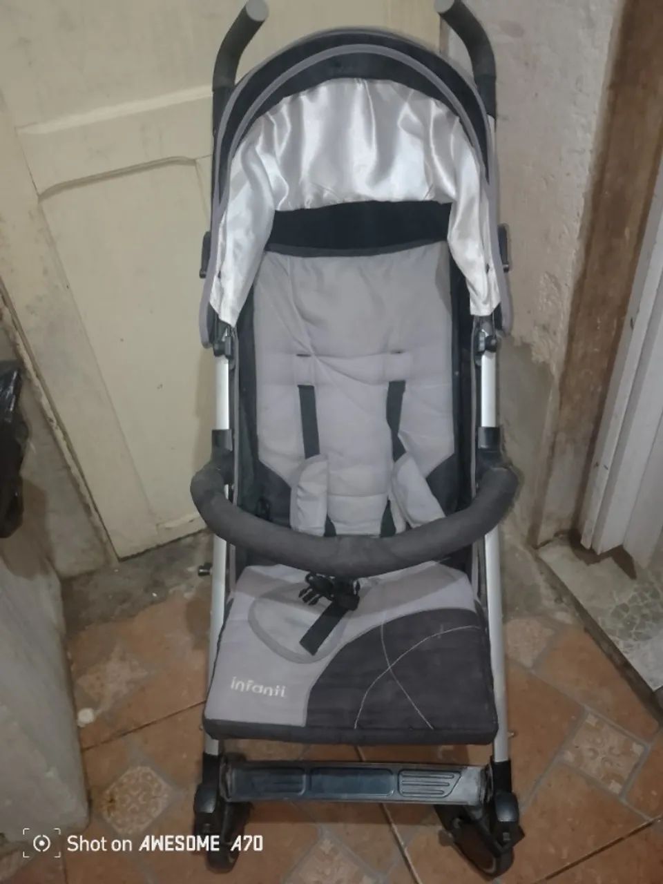 Berço e carrinho de bebê  - Foto 2
