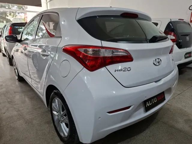 Hyundai HB20 Premium 1.6 Flex 16V Aut., foto 4 de 11