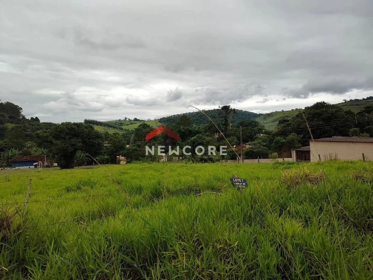 Chácara em Avenida Carvalho - Vitória Régia - Atibaia/SP - Foto 4