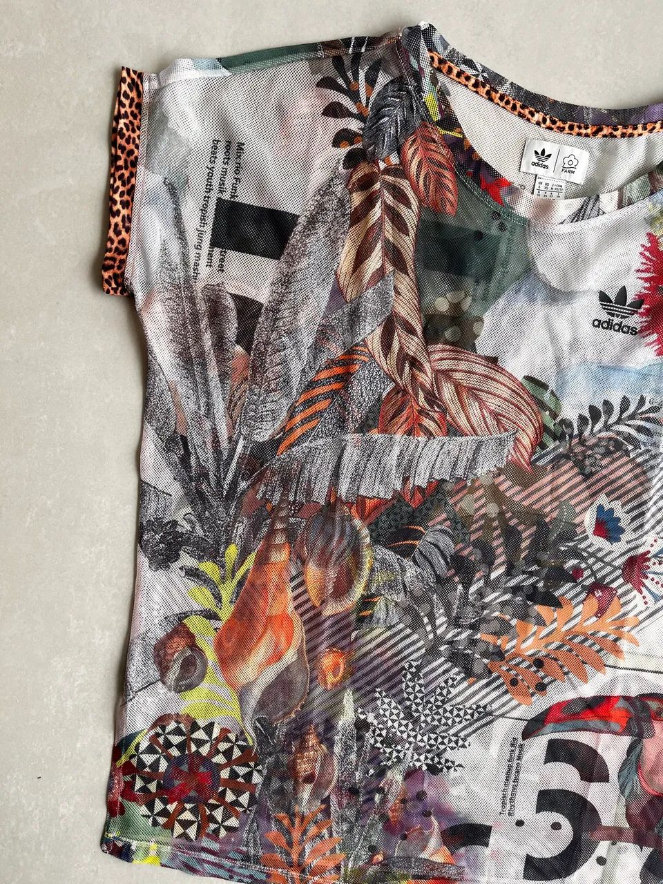 Camiseta Adidas e Farm P - Foto 5