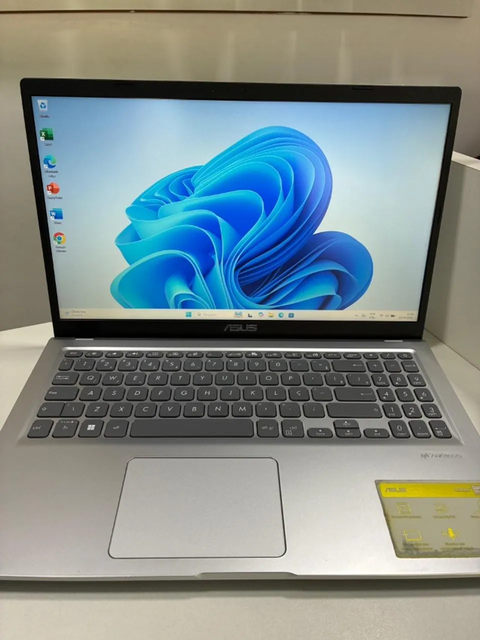 MacBook Pro M3 Pro 14.2 2023 18GB/ 1TB - Notebooks - Vila Cabral