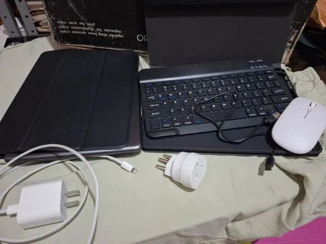IPAD 9 Cinza Espacial + Case + Mouse + Teclado + Carregador - Foto 2