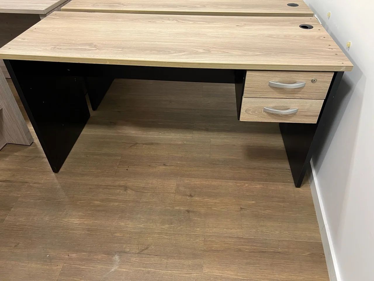 Mesa escritório 