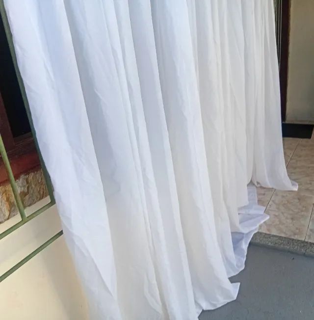 cortina branca de voil seminova - Foto 4