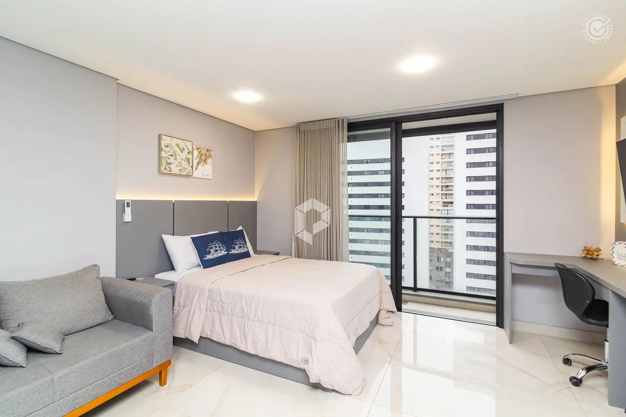 Studio mobiliado no Centro de Curitiba!