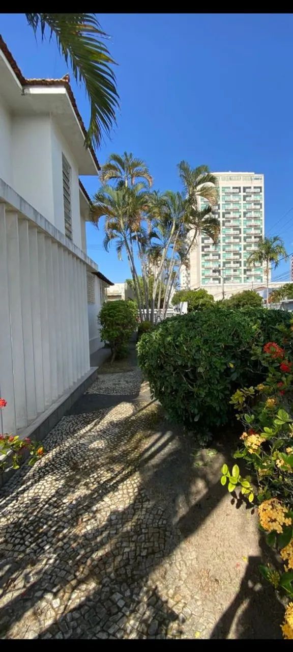 Vende-se Casa Duplex no Centro, Excel. Oportunidade. 