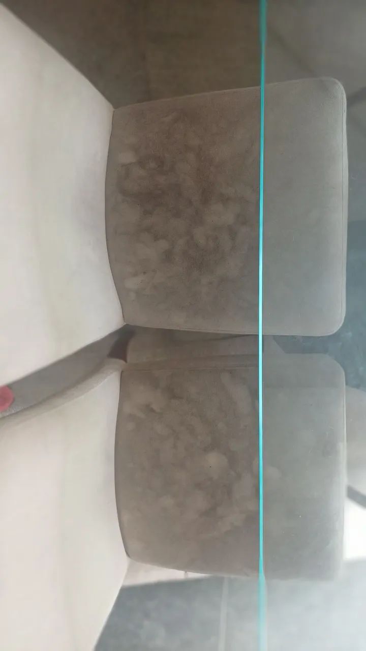 VENDO CONJUNTO DE MESA DE JANTAR COMPLETO COM 8 CADEIRAS - Foto 5