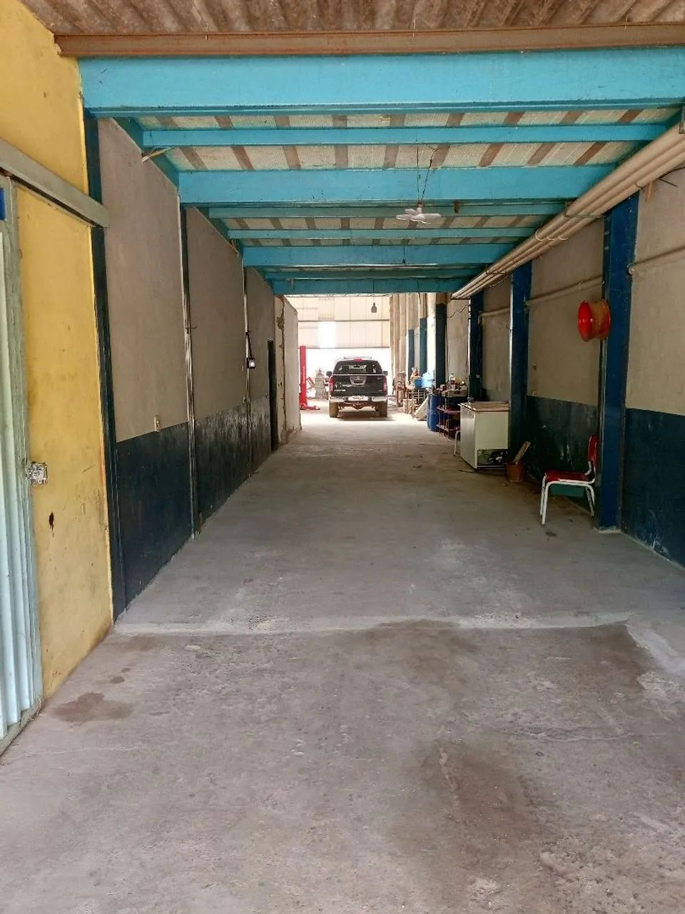 Alugo galpão 
