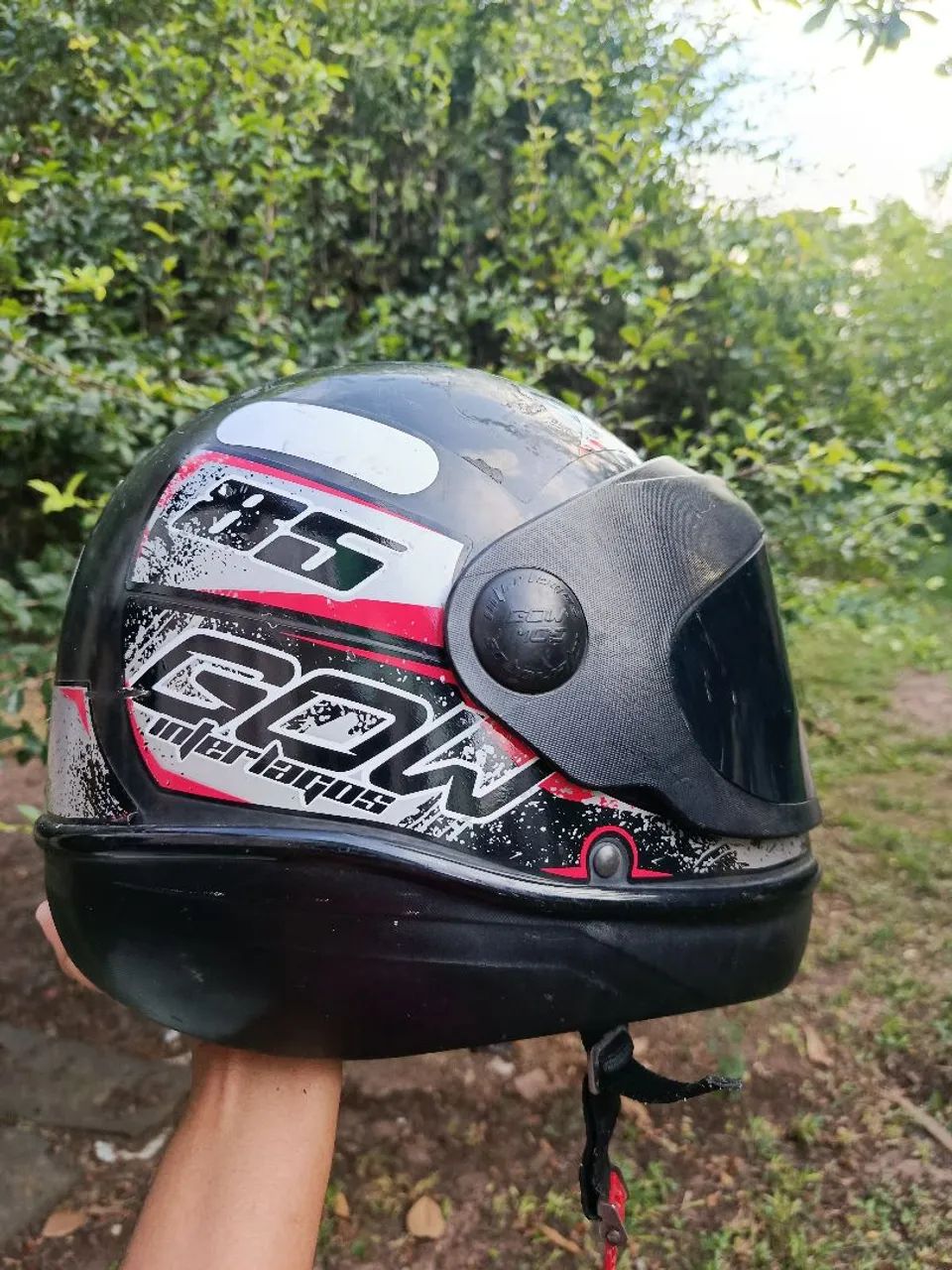 Capacete
